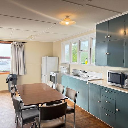 South Sea Hotel - Stewart Island Half-moon Bay Eksteriør billede
